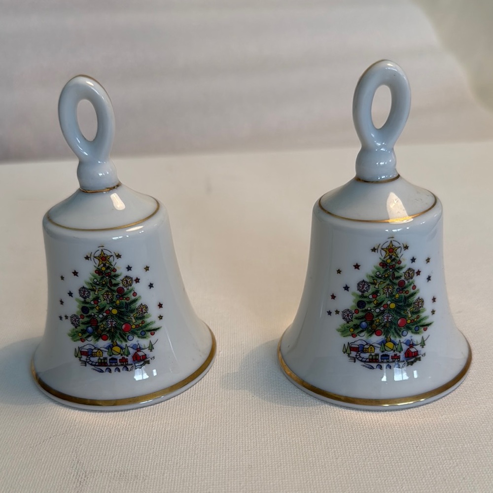 2 Salem Viktor Schreckengost Christmas Tree Ceramic Bells